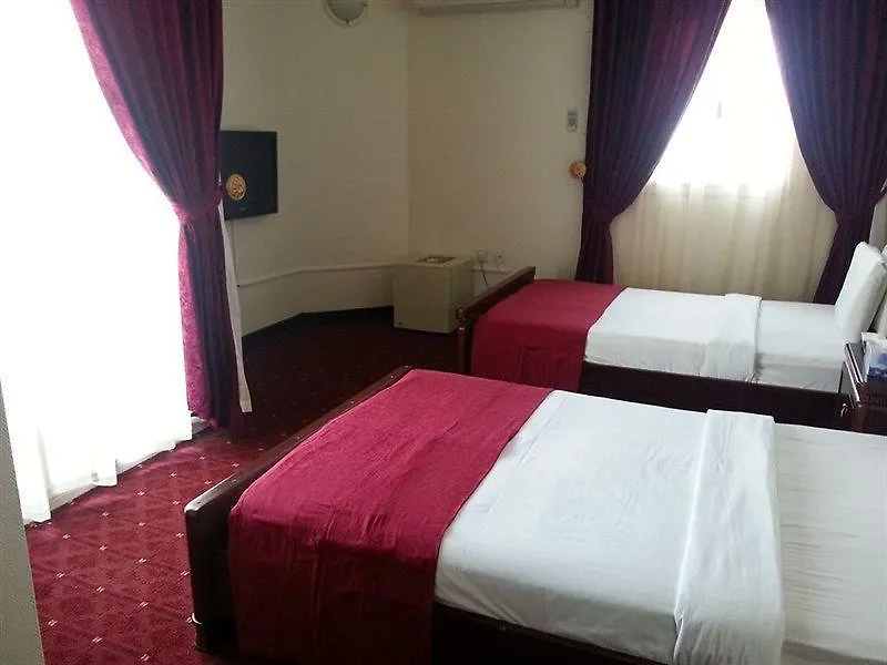Deebaj Plaza Hotel Apartments Dubai 3*,